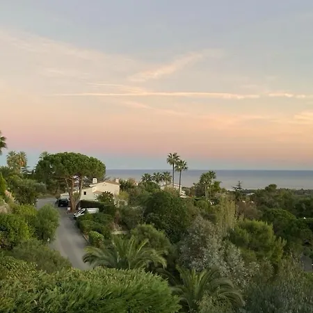 Vue Cap D'antibes - Balcon - Privee Gardee - 80m2 * Villeneuve-Loubet