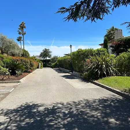 Apartamento Vue Cap D'antibes - Balcon - Résidence Privée Gardée - 80m2 Villeneuve-Loubet